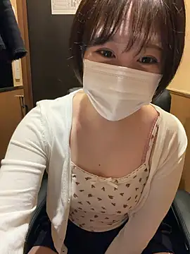 Snapshot of UTATANE_ chatting on 17, 3, 2026 UTATANE online show from 17, 3, 2026