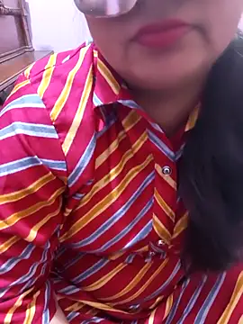 Gujju bhabhi69 online show from 11, 4, 2026