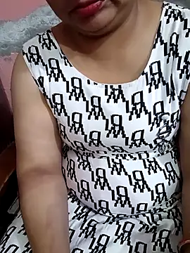 Gujju bhabhi69 online show from 18, 4, 2026