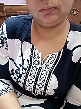 Gujju bhabhi69 online show from 21, 4, 2026