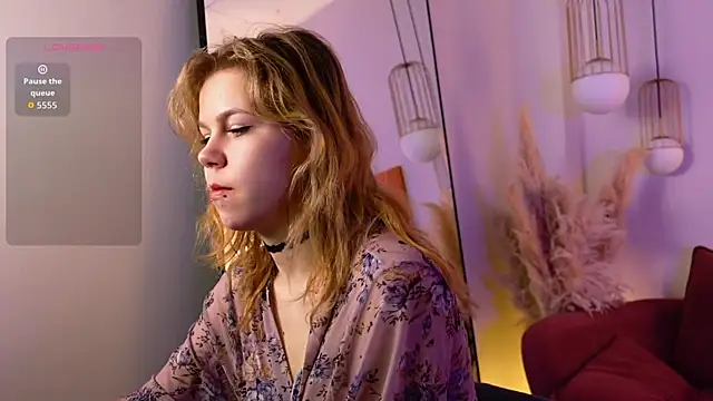 ElizabethVane online show from 23, 4, 2026