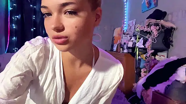StacyChocopay online show from 4, 8, 2026
