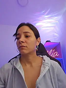 Snapshot of miaeyex chatting on 1, 6, 2026 miaeyex online show from 1, 6, 2026