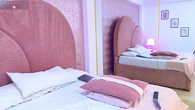 Snapshot of Melissa_Elana chatting on 26, 3, 2026 Melissa Elana online show from 26, 3, 2026