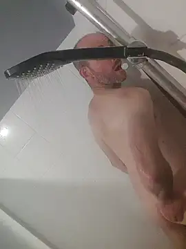 j3rkin4u86 online show from 28, 4, 2026