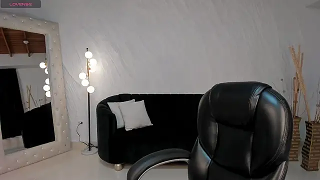 AntonellaDimeo online show from 8, 5, 2026