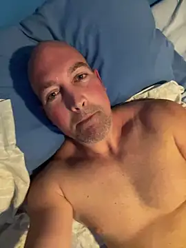 BadboyBilly4481 online show from 15, 3, 2026