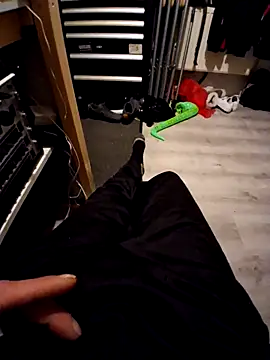 missbrowneyes 82 online show from 26, 4, 2026