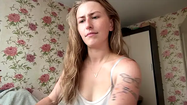 MissAnneli online show from 22, 7, 2026