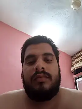 Snapshot of shubham19988 chatting on 2, 4, 2026 shubham19988 online show from 2, 4, 2026