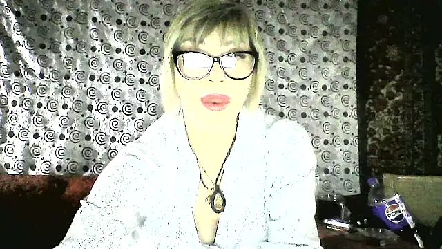 Lia Rayss online show from 19, 3, 2026