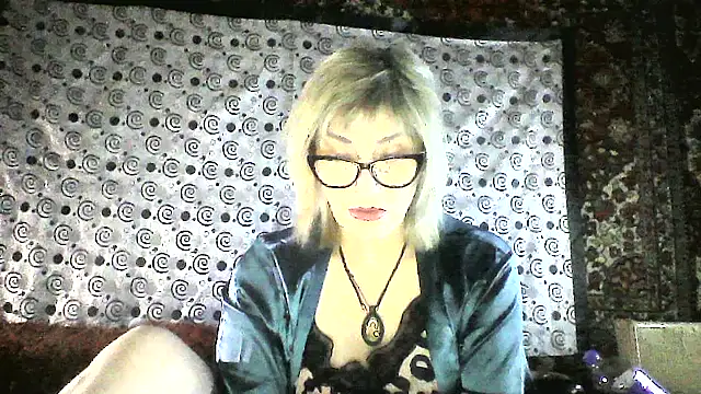 Lia Rayss online show from 20, 3, 2026