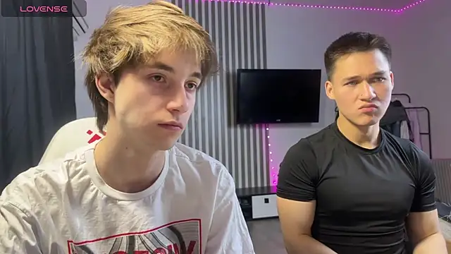 Snapshot of Hunks_bromance chatting on 22, 3, 2026 Hunks bromance online show from 22, 3, 2026