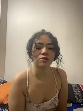 lina seduce online show from 4, 7, 2026