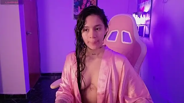 Snapshot of Oliviasims chatting on 23, 3, 2026 Oliviasims online show from 23, 3, 2026