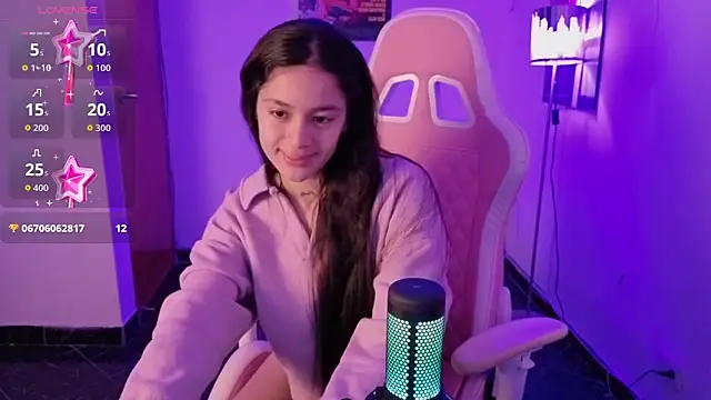 Snapshot of Oliviasims chatting on 31, 3, 2026 Oliviasims online show from 31, 3, 2026