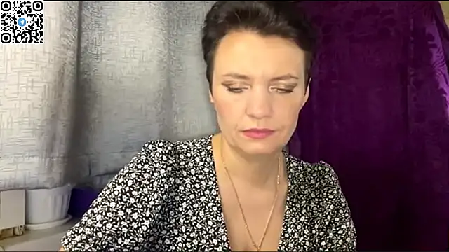 Snapshot of HotMamaQueen234 chatting on 24, 5, 2026 HotMamaQueen234 online show from 24, 5, 2026