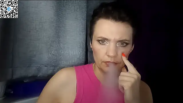 Snapshot of HotMamaQueen234 chatting on 31, 5, 2026 HotMamaQueen234 online show from 31, 5, 2026