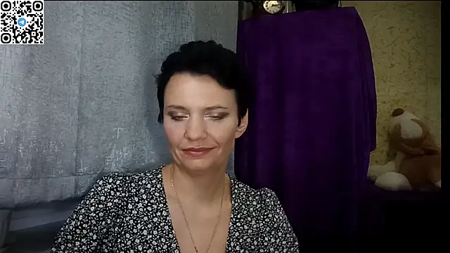 Snapshot of HotMamaQueen234 chatting on 19, 6, 2026 HotMamaQueen234 online show from 19, 6, 2026