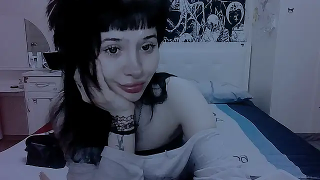 AllisonDeetz online show from 25, 4, 2026