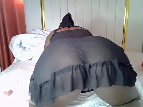 mamamia the queen online show from 27, 3, 2026