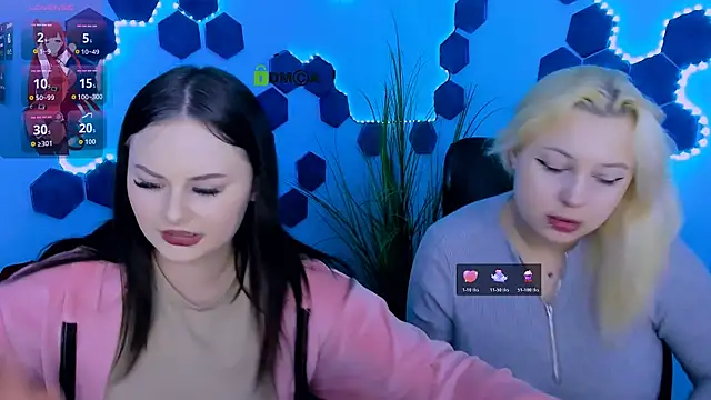 Snapshot of aria_blaze_ chatting on 20, 3, 2026 aria blaze online show from 20, 3, 2026