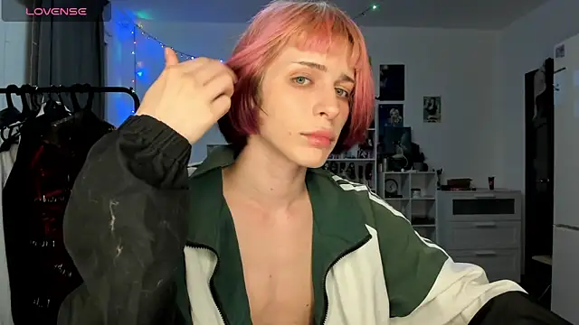 sweet peach    online show from 16, 4, 2026