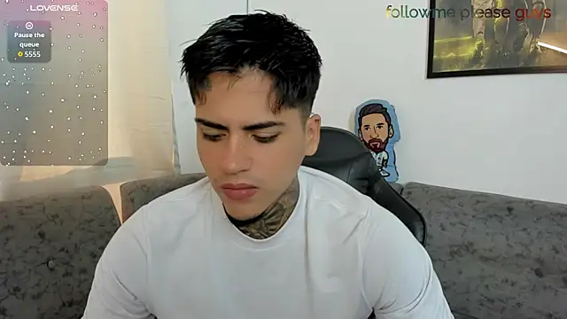 Snapshot of sweetlatinoboy chatting on 20, 6, 2026 sweetlatinoboy online show from 20, 6, 2026