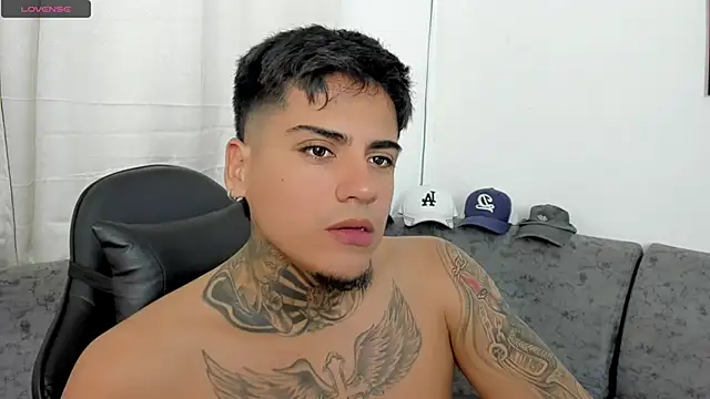 Snapshot of sweetlatinoboy chatting on 28, 6, 2026 sweetlatinoboy online show from 28, 6, 2026