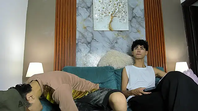 NAUGHTY BOYS1 online show from 7, 4, 2026