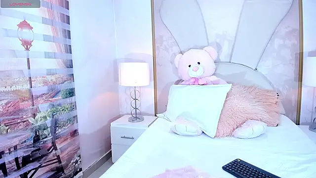 little doll18  online show from 12, 5, 2026