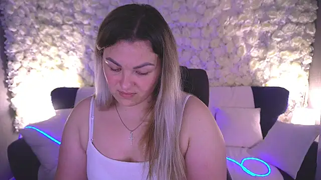 Snapshot of AlissyaGrayy chatting on 11, 5, 2026 AlissyaGrayy online show from 11, 5, 2026