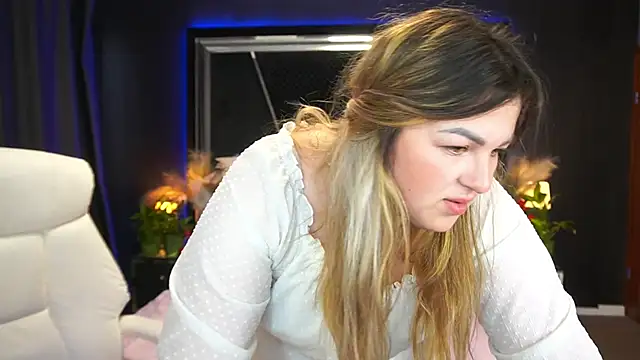 Snapshot of AlissyaGrayy chatting on 17, 5, 2026 AlissyaGrayy online show from 17, 5, 2026