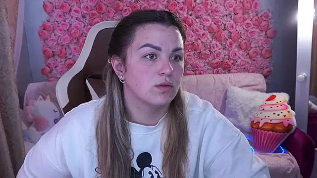 Snapshot of AlissyaGrayy chatting on 28, 5, 2026 AlissyaGrayy online show from 28, 5, 2026