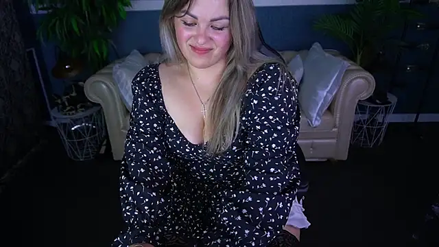 Snapshot of AlissyaGrayy chatting on 22, 6, 2026 AlissyaGrayy online show from 22, 6, 2026