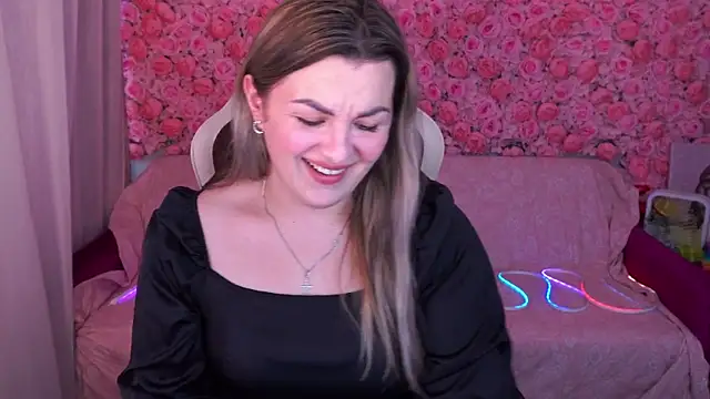 Snapshot of AlissyaGrayy chatting on 24, 6, 2026 AlissyaGrayy online show from 24, 6, 2026