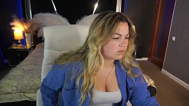 Snapshot of AlissyaGrayy chatting on 22, 7, 2026 AlissyaGrayy online show from 22, 7, 2026