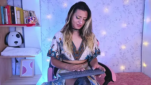 Snapshot of _Alexaavandercloude chatting on 18, 7, 2026 Alexaavandercloude online show from 18, 7, 2026