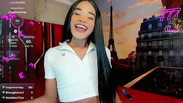Snapshot of Paola_Delfino chatting on 17, 5, 2026 Paola Delfino online show from 17, 5, 2026