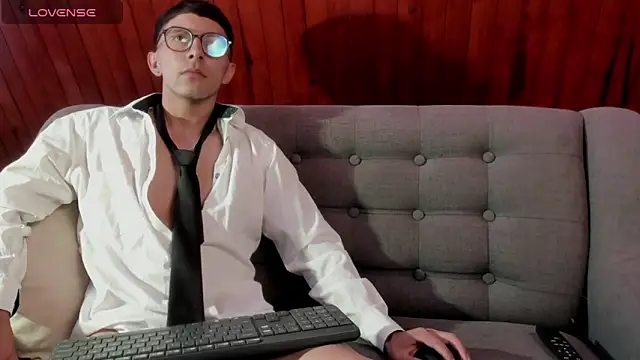 Snapshot of LeonBlazze chatting on 19, 3, 2026 LeonBlazze online show from 19, 3, 2026