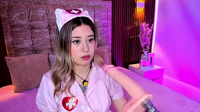 Amber Palmer online show from 20, 6, 2026
