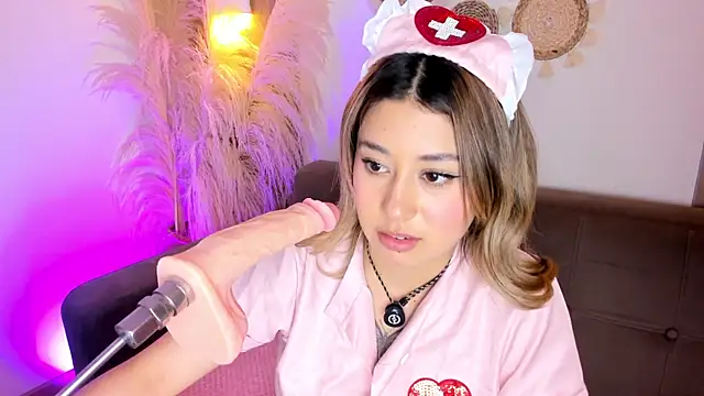Amber Palmer online show from 25, 7, 2026