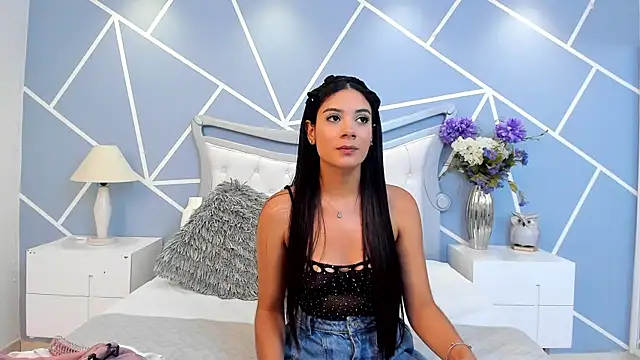 EmmaFosther online show from 15, 7, 2026