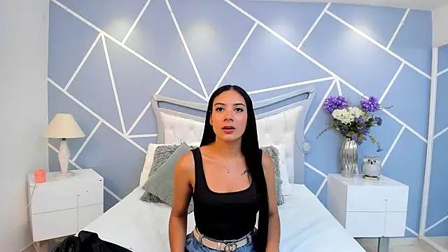 EmmaFosther online show from 30, 7, 2026