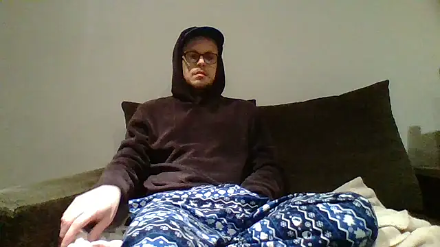 HornyLad34UK online show from 16, 3, 2026