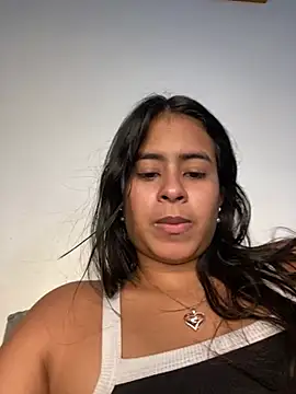 Snapshot of lucirganaxxx chatting on 9, 4, 2026 lucirganaxxx online show from 9, 4, 2026