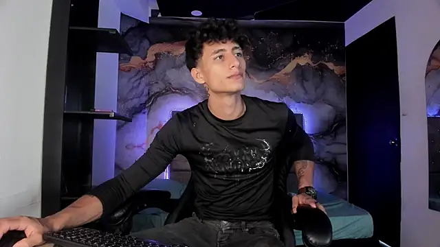 MaxiimoRomano  online show from 11, 5, 2026