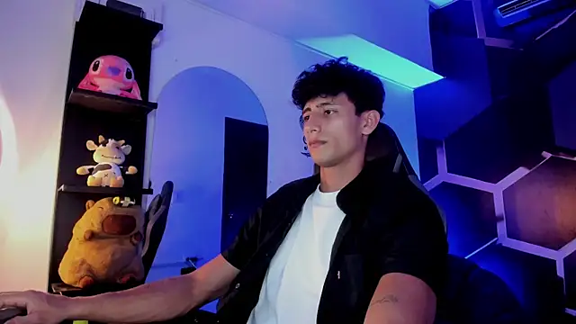 MaxiimoRomano  online show from 15, 7, 2026