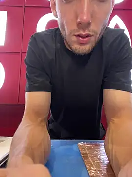alextn22 online show from 16, 6, 2026