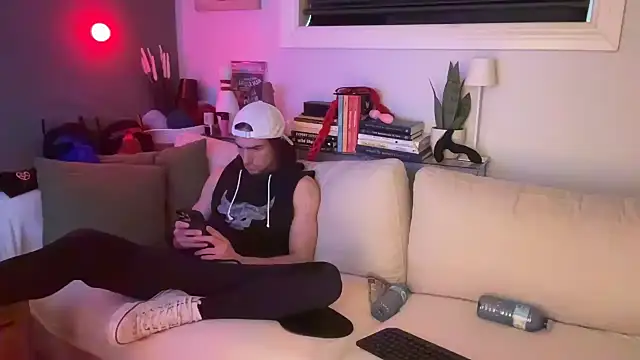 Snapshot of DylanBrook chatting on 3, 4, 2026 DylanBrook online show from 3, 4, 2026